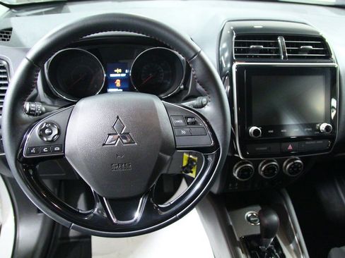 Used 2021 Mitsubishi Outlander Sport LE image 19