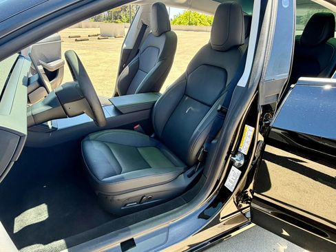 Used 2025 Tesla Model 3 RWD image 34