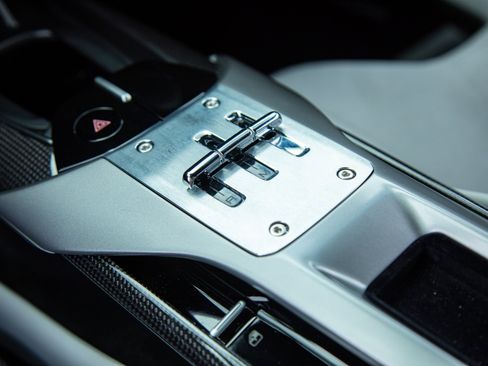Certified 2025 Ferrari 12Cilindri RWD image 27