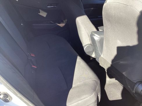 Used 2019 Toyota C-HR LE image 12