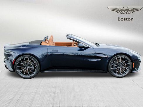 New 2026 Aston Martin V8 Vantage Convertible image 6