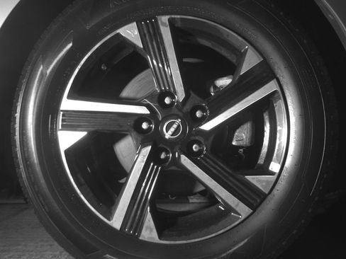 Used 2025 Nissan Sentra SV image 13