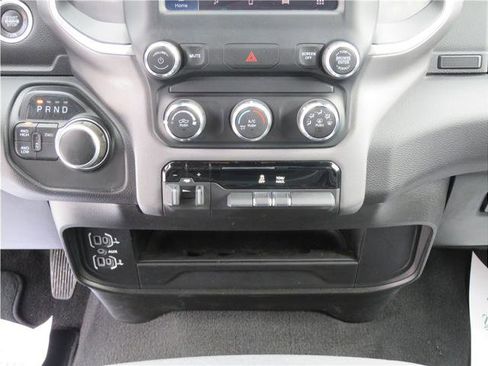 Used 2024 RAM 2500 Big Horn image 26