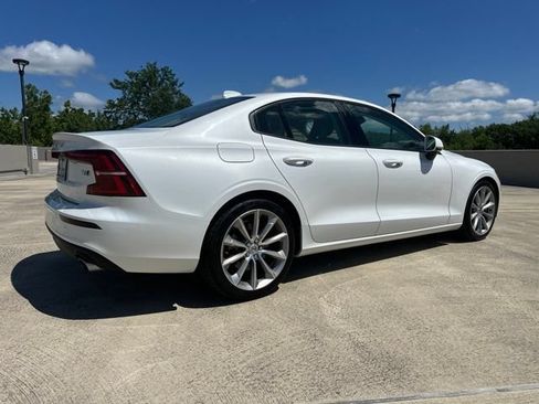 Used 2020 Volvo S60 T6 Momentum AWD/4WD image 8