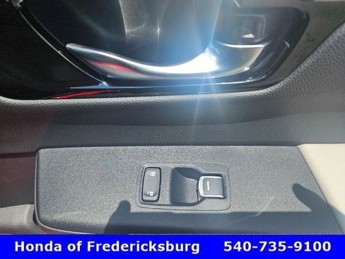 Used 2026 Honda CR-V EX-L image 21