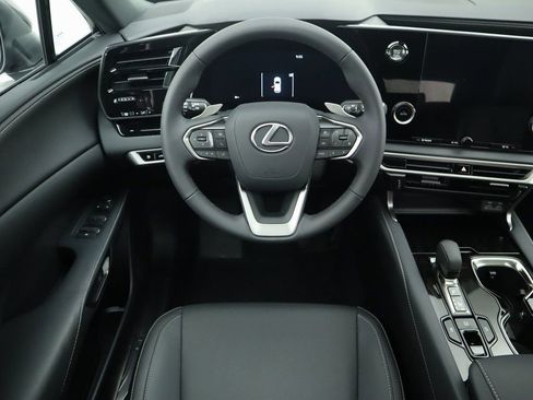 Used 2025 Lexus RX 350 FWD w/ Technology Package image 10