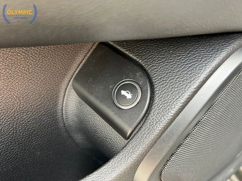 Used 2015 Maserati Ghibli image 33