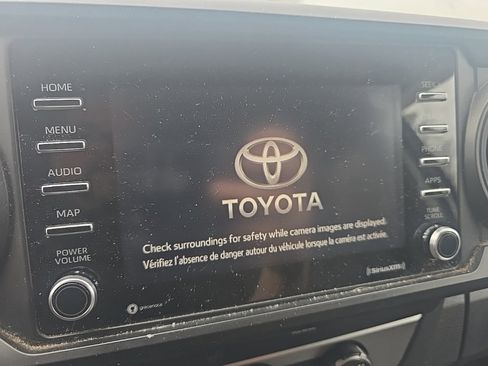 Used 2022 Toyota Tacoma SR image 17