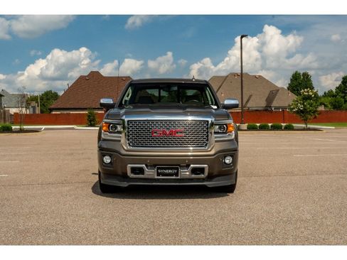 Used 2015 GMC Sierra 1500 Denali AWD/4WD image 2