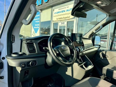 Used 2023 Ford Transit 350 XLT RWD image 15