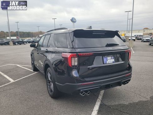 New 2026 Ford Explorer ST w/ Sun And Sound Package image 5