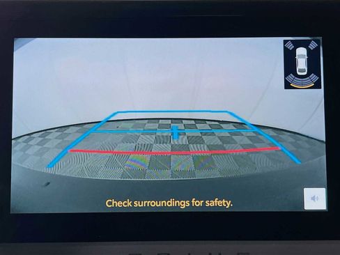 New 2026 Toyota Prius LE image 10