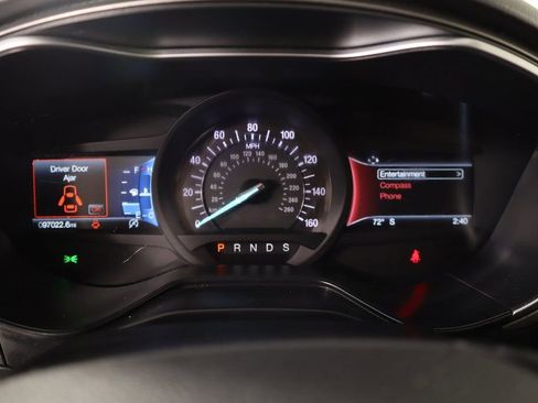 Used 2019 Ford Fusion SEL image 4