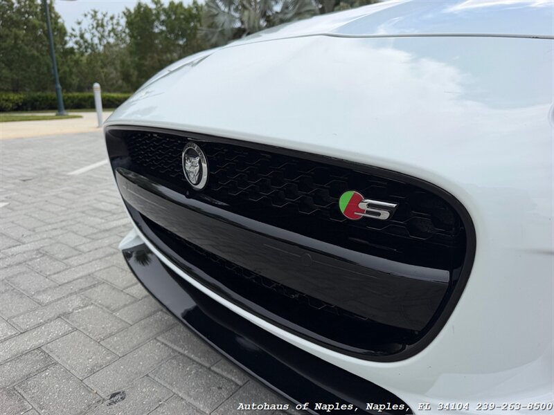 Used 2014 Jaguar F-TYPE S RWD image 6