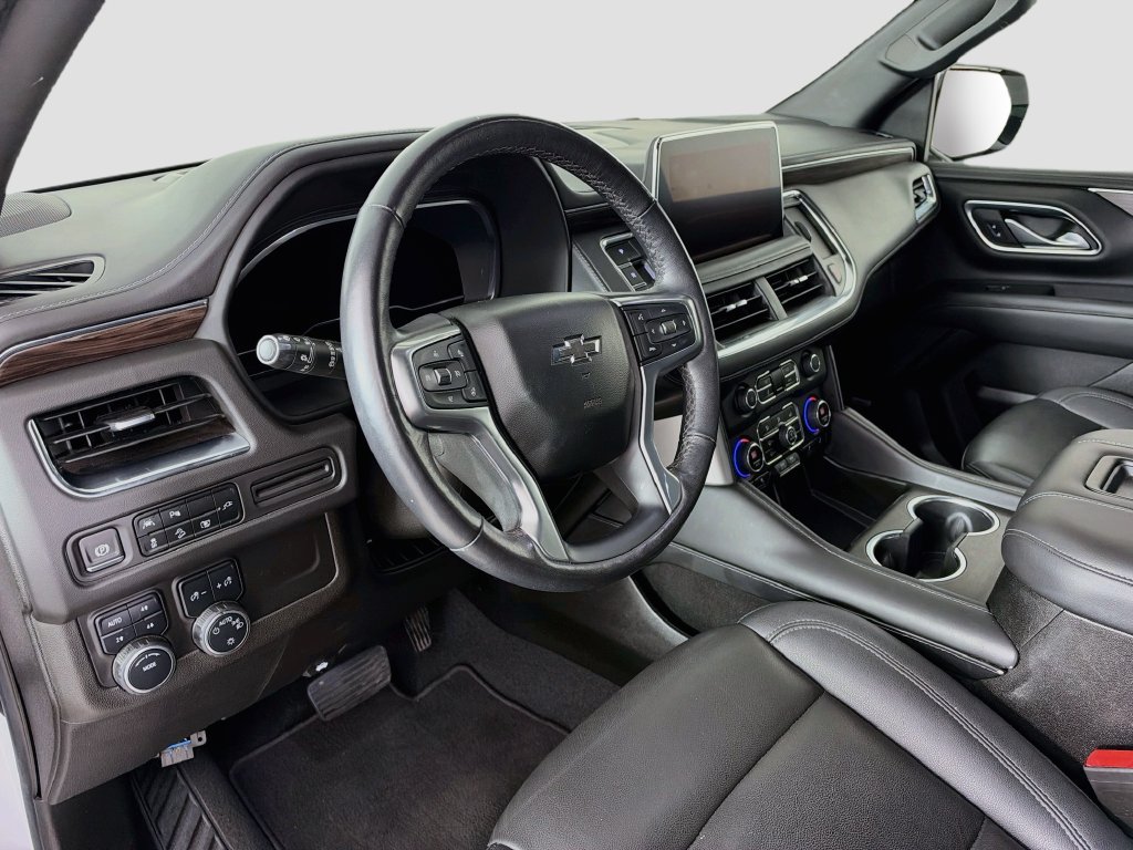 Used 2022 Chevrolet Tahoe Z71 w/ Luxury Package AWD/4WD image 10