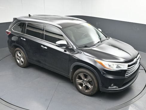 Used 2016 Toyota Highlander Limited image 34