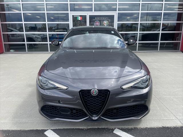 Certified 2022 Alfa Romeo Giulia Veloce AWD/4WD image 4