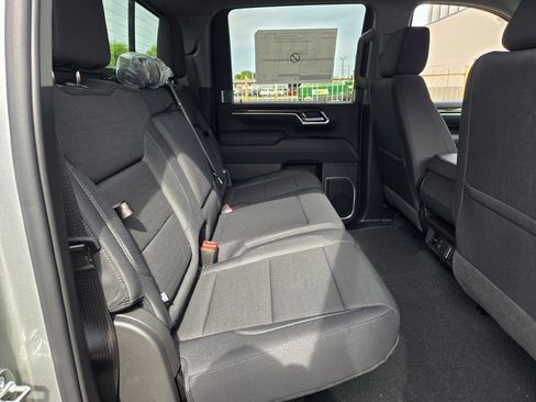 New 2026 GMC Sierra 2500 SLE w/ SLE Value Package; AWD/4WD image 21