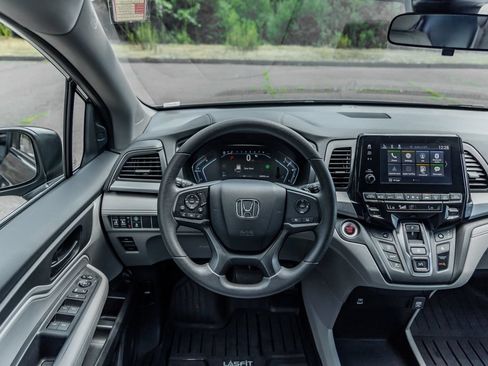 Used 2023 Honda Odyssey EX image 26