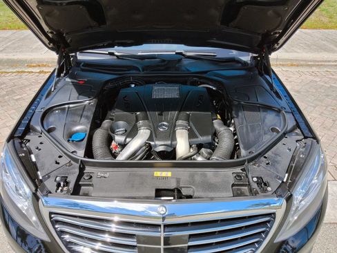 Used 2015 Mercedes-Benz S 550 Sedan image 45