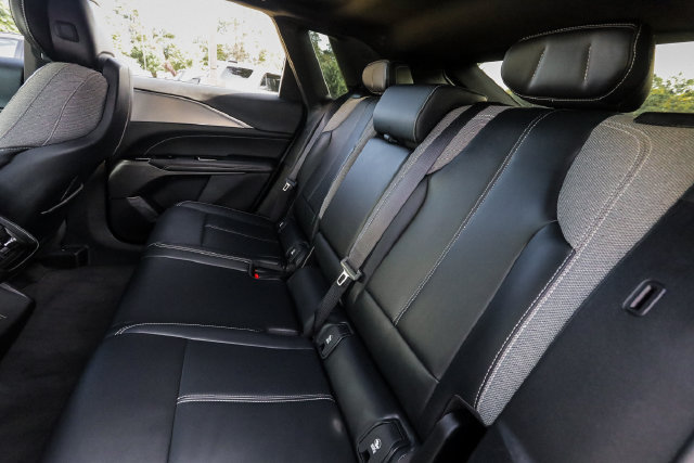 Used 2024 Cadillac Lyriq Tech w/ Driver Assist Package AWD/4WD image 72