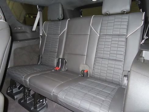 Certified 2026 Cadillac Escalade ESV V image 20