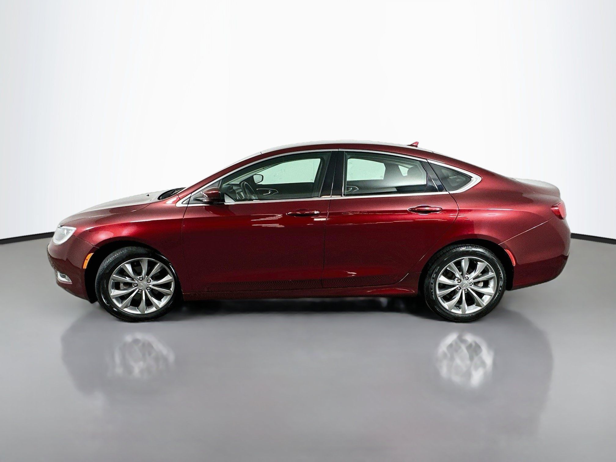 Used 2015 Chrysler 200 Limited w/ Convenience Group FWD image 4