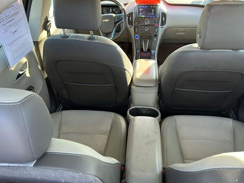 Used 2015 Chevrolet Volt Premium w/ Premium Trim Package image 6