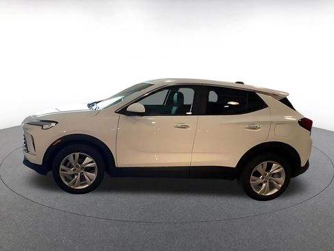 Used 2025 Buick Encore GX Preferred FWD image 7