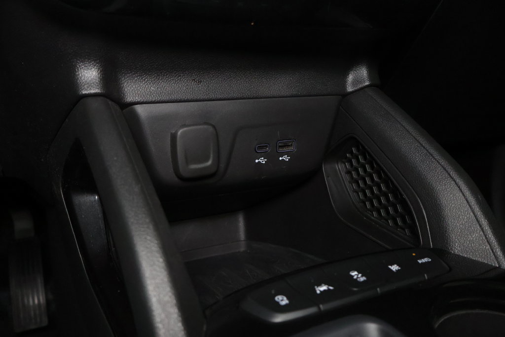 Used 2025 Chevrolet TrailBlazer LT AWD/4WD image 28