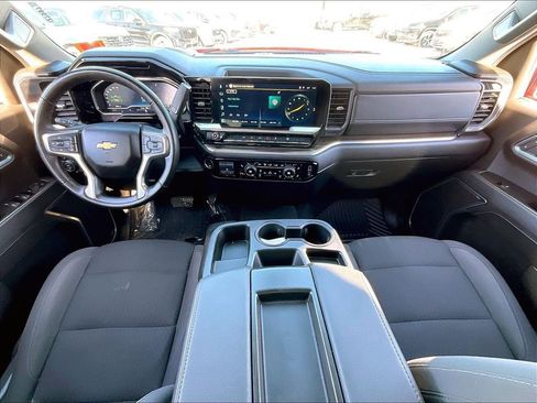 Used 2025 Chevrolet Silverado 1500 LT image 20