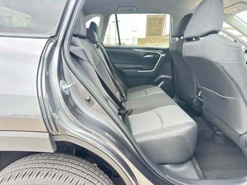 Used 2025 Toyota RAV4 XLE image 25