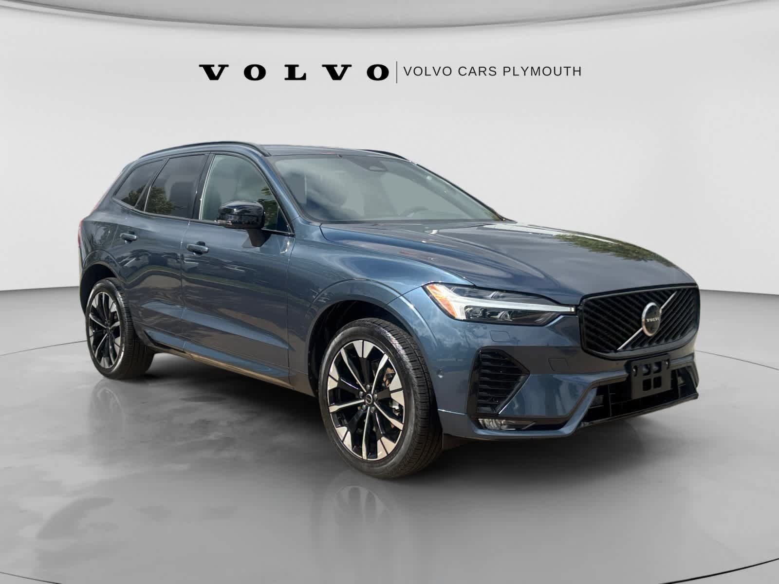 Used 2026 Volvo XC60 B5 Plus AWD/4WD image 1