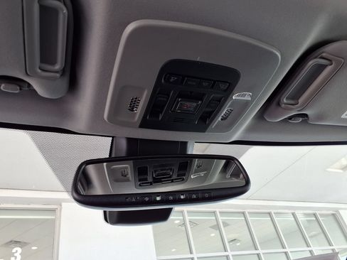 Used 2024 Toyota Camry SE w/ Audio Upgrade Package FWD image 33