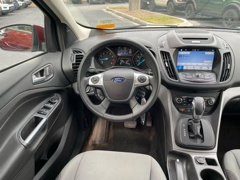 Used 2016 Ford Escape SE w/ Equipment Group 201A image 15