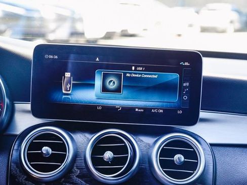 Used 2020 Mercedes-Benz C 300 Sedan image 16