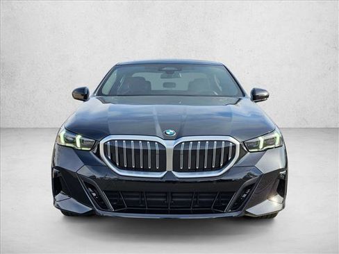 New 2026 BMW 530i w/ M Sport Package RWD image 6