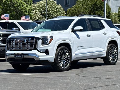 New 2026 GMC Terrain Denali w/ LPO, Floor Liner Package AWD/4WD image 9