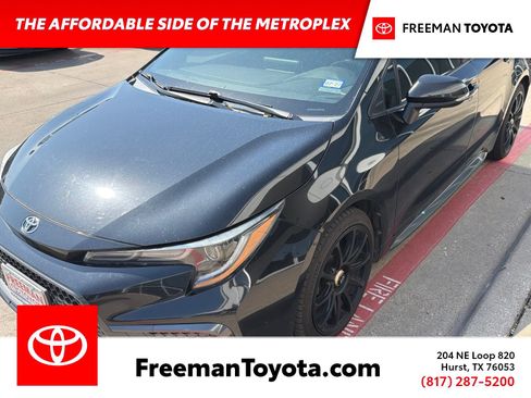Used 2020 Toyota Corolla SE FWD image 1
