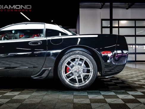 Used 2003 Chevrolet Corvette Z06 w/ Memory Package, 3 Drivers image 12