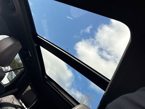 Certified 2025 Ford Explorer Platinum w/ Ultimate Package image 24