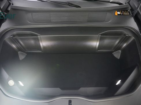 Used 2025 Rivian R1T Adventure Dual AWD/4WD image 29