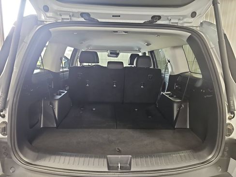 Used 2025 Hyundai Santa Fe SEL AWD/4WD image 12