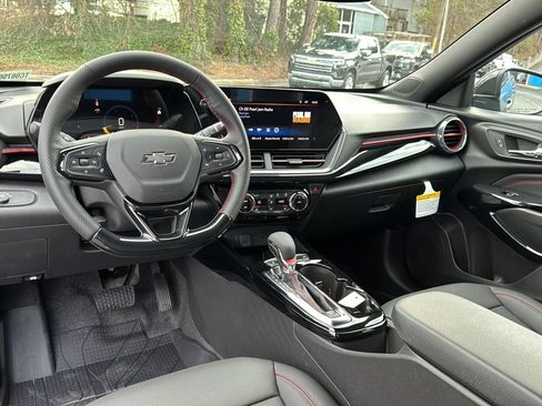 New 2026 Chevrolet Trax RS w/ Driver Confidence Package image 16