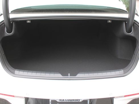 New 2026 Kia K5 GT FWD image 10