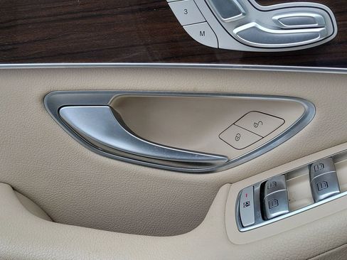 Certified 2022 Mercedes-Benz GLC 300 GLC 300 image 23