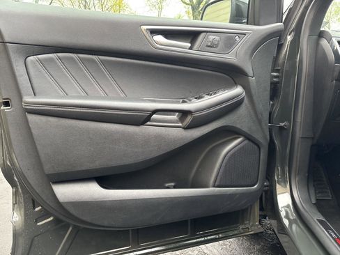 Used 2022 Ford Edge ST w/ Equipment Group 401A AWD/4WD image 12