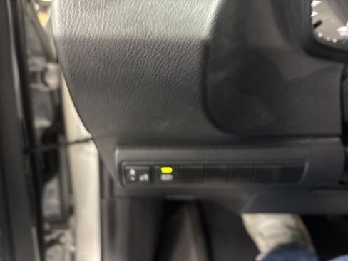 Certified 2023 Toyota Corolla LE image 24