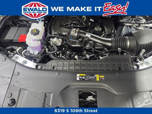 New 2025 Jeep Grand Cherokee Altitude image 24