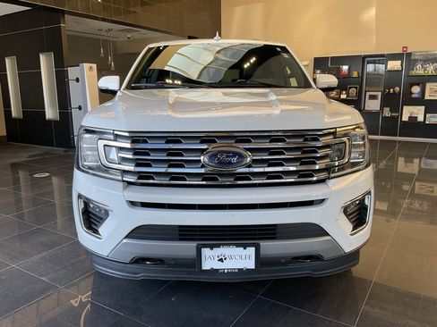 Used 2021 Ford Expedition Max Limited image 2